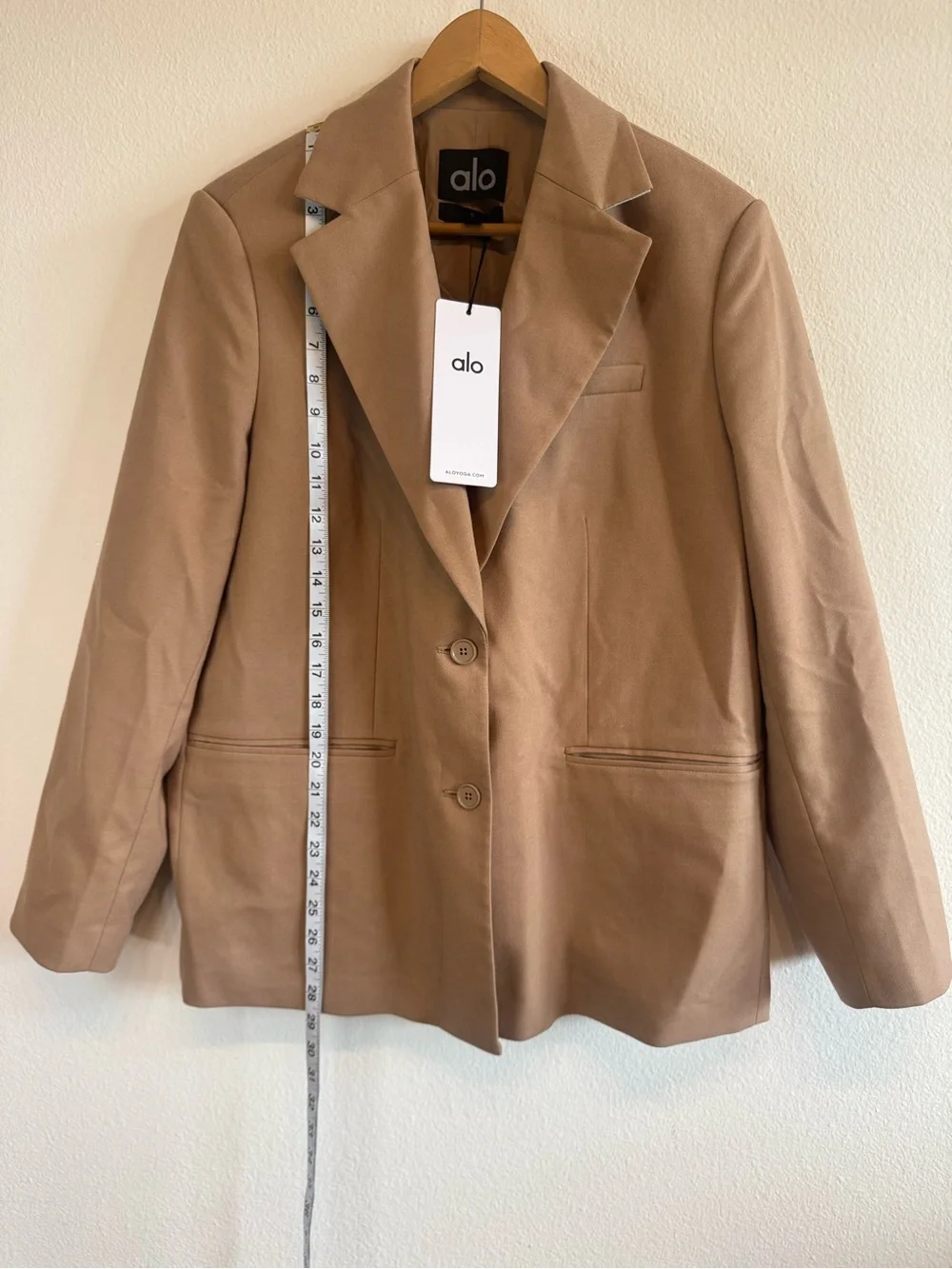 ALO Yoga First Class Blazer Toasted Almond